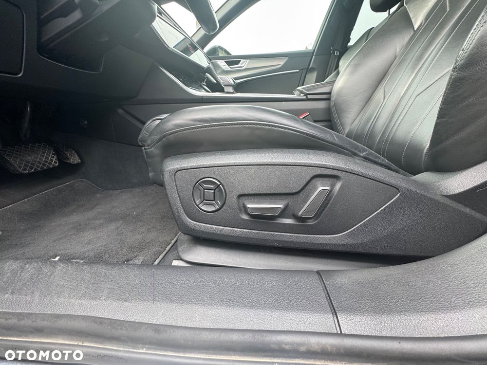 Audi A6 Avant 40 TDI quattro S tronic - 12