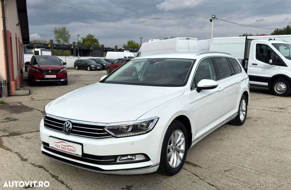Volkswagen Passat - 2