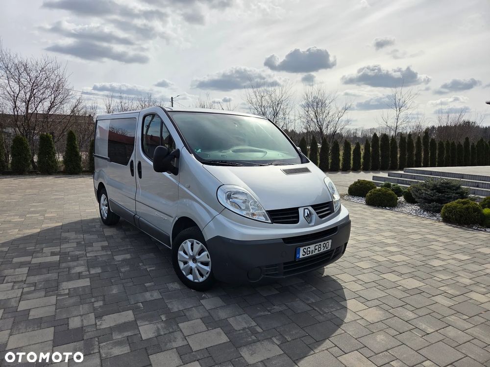 Renault Trafic - 1
