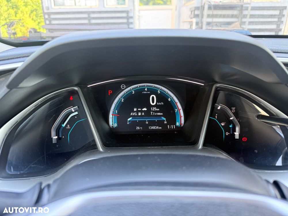 Honda Civic 1.5 VTEC Turbo CVT Executive - 11