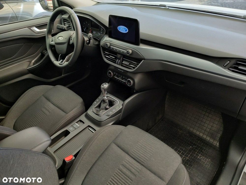 Ford Focus - 21