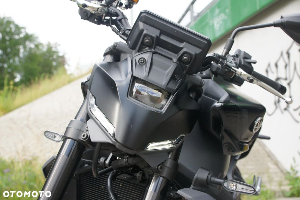 Yamaha MT - 7