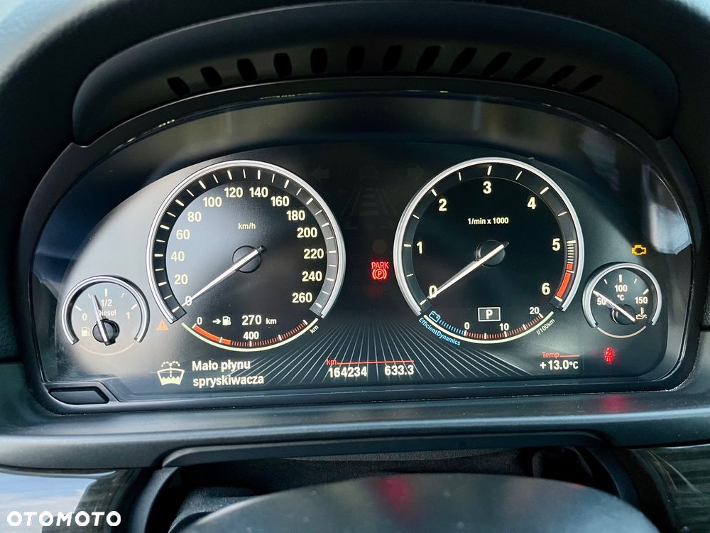 BMW Seria 5 525d Touring Luxury Line - 23