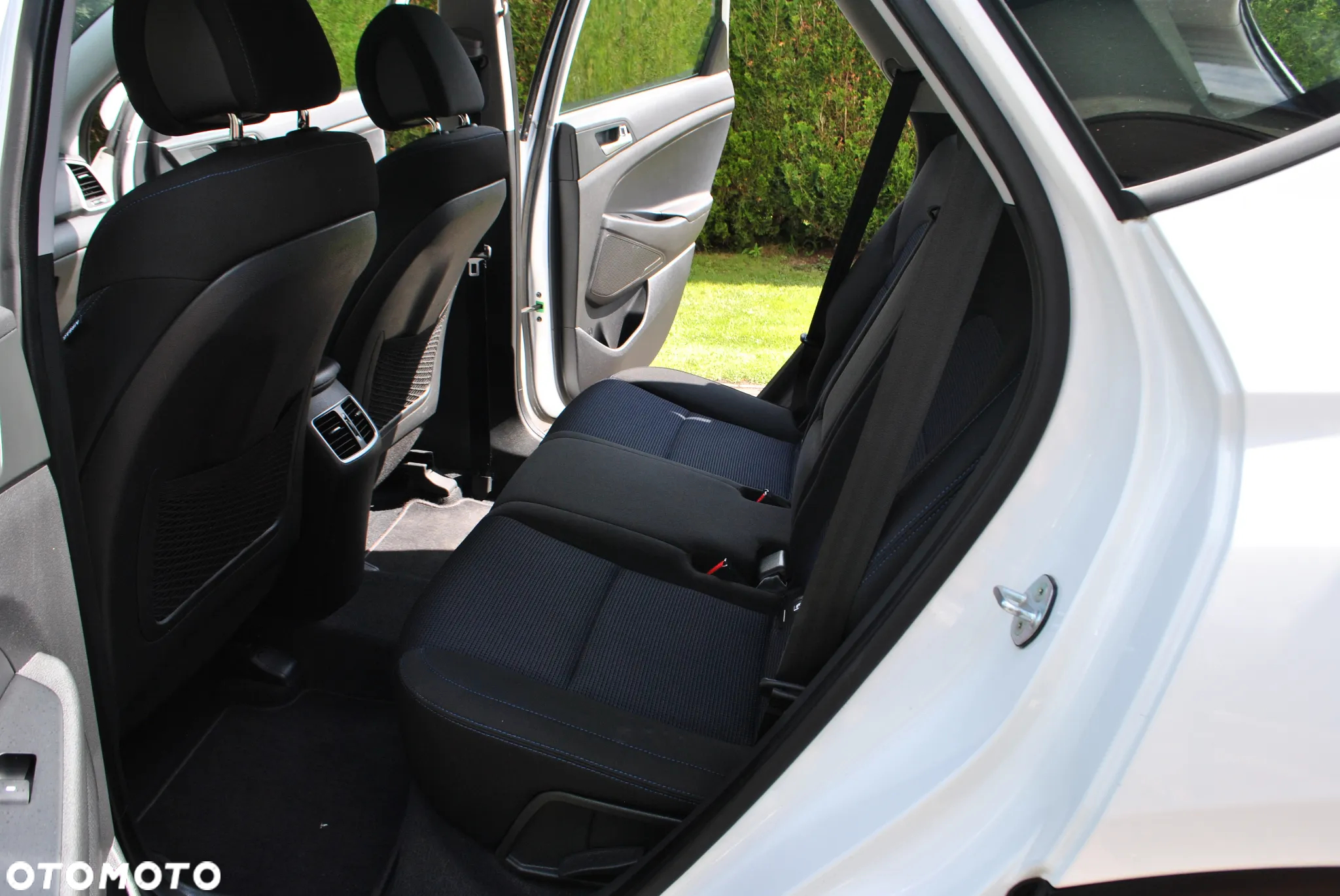 Hyundai Tucson 1.6 GDI BlueDrive Style 2WD - 26