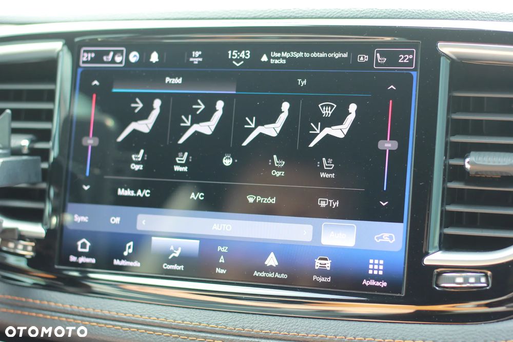 Chrysler Pacifica - 39