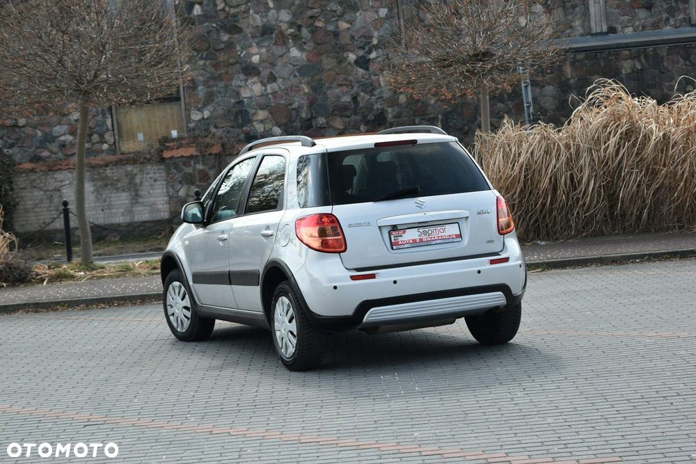 Suzuki SX4 - 5