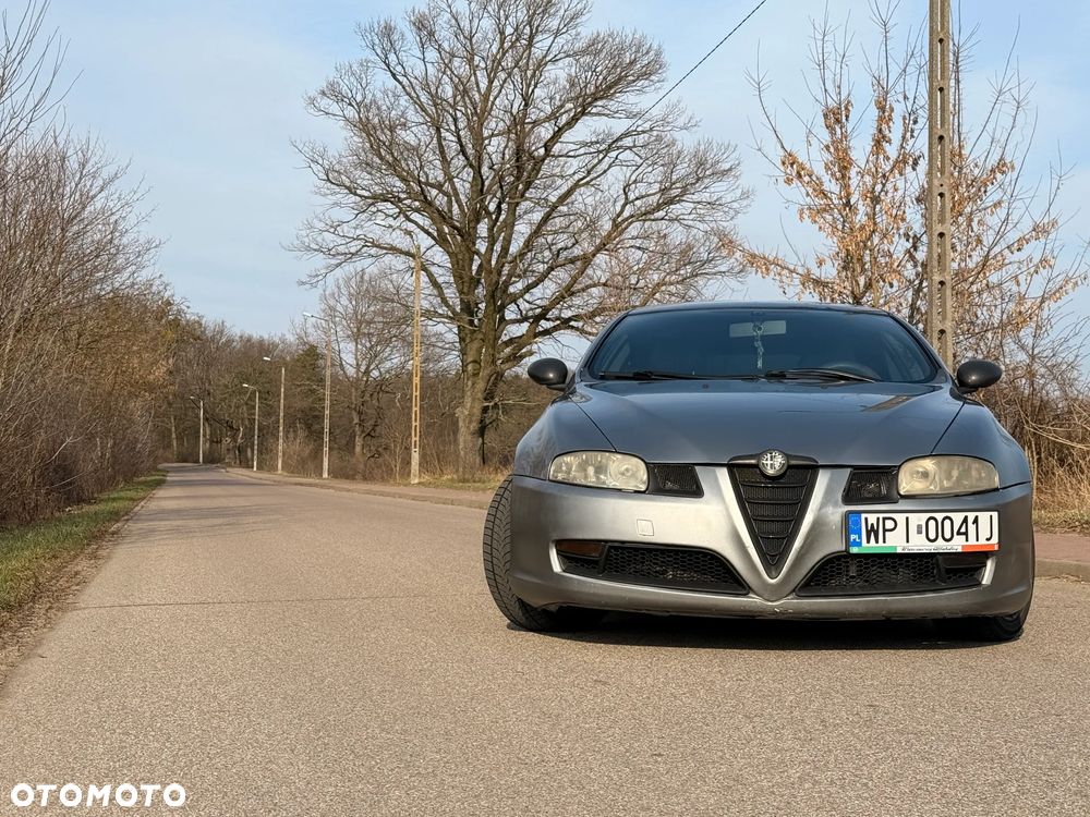 Alfa Romeo GT - 2