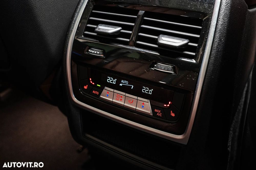 BMW X5 xDrive45e - 33