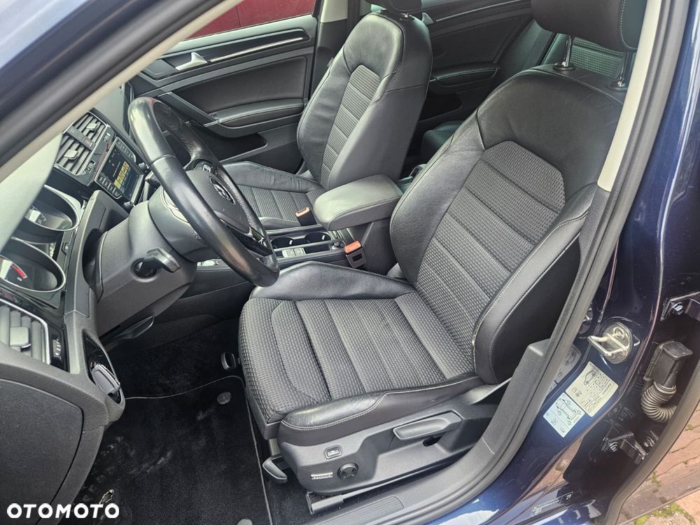 Volkswagen Golf - 7