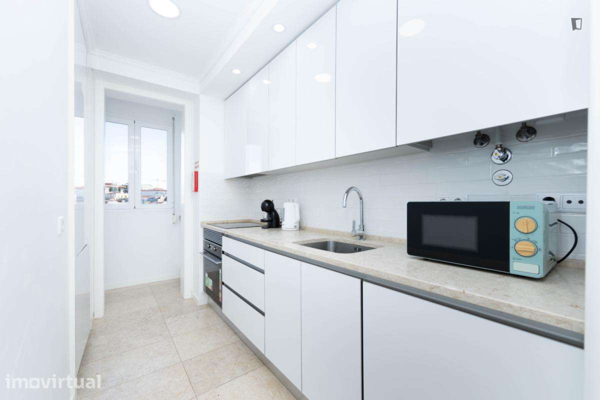 Apartamento com 3 quartos - localizado em São Bento Lisbon - Grande imagem: 2/24