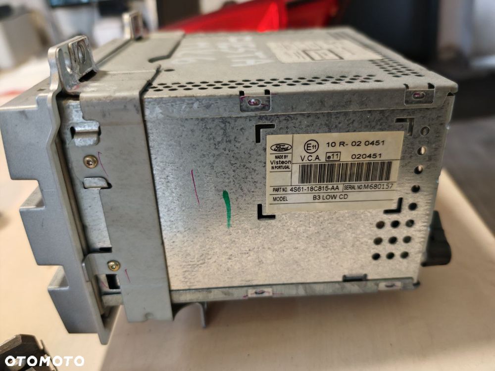 Radio Ford Fiesta Mk6 - 2