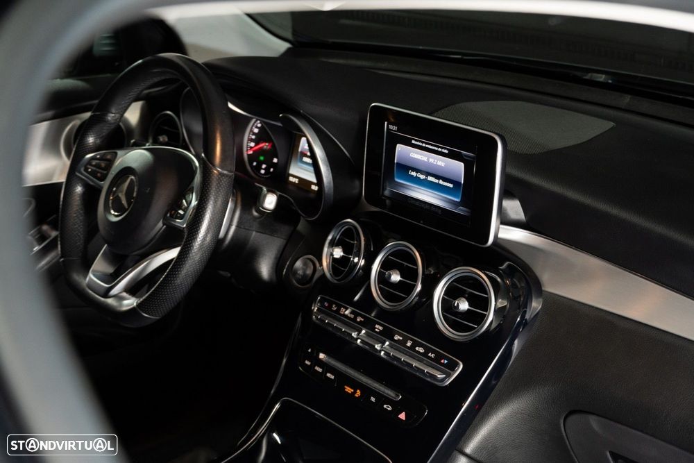 Mercedes-Benz GLC 350 e Coupé AMG Line 4-Matic - 12