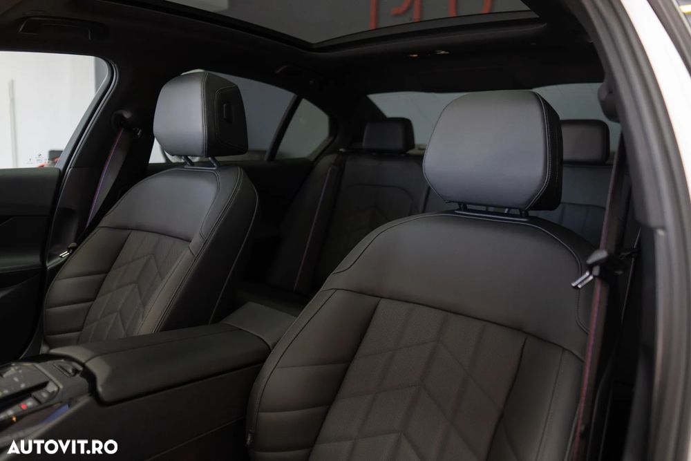 BMW Seria 5 520i AT MHEV - 19