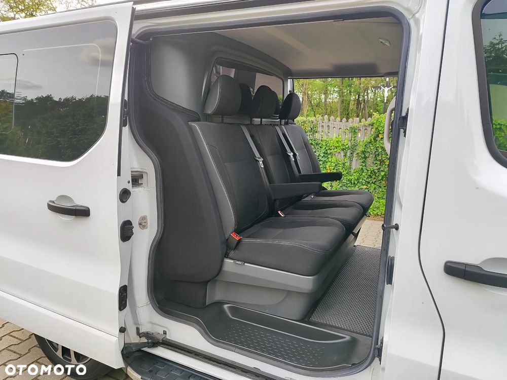 Renault Trafic 2.0 dCi - 17