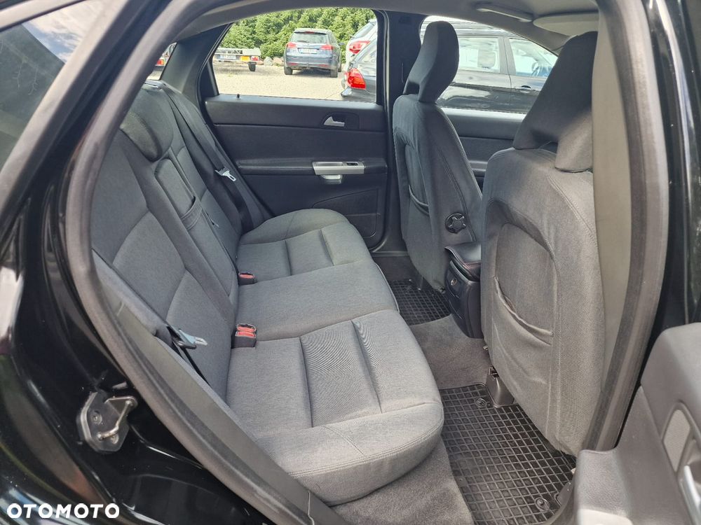 Volvo S40 2.0D Momentum - 13