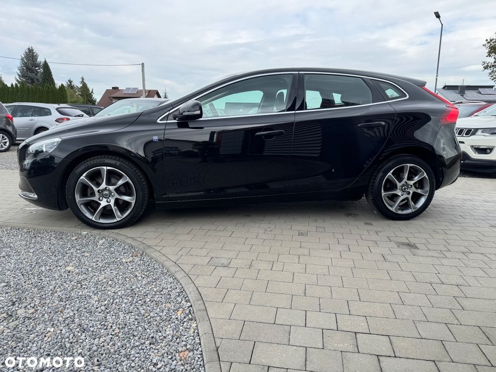 Volvo V40 D2 Drive-E Ocean Race - 9