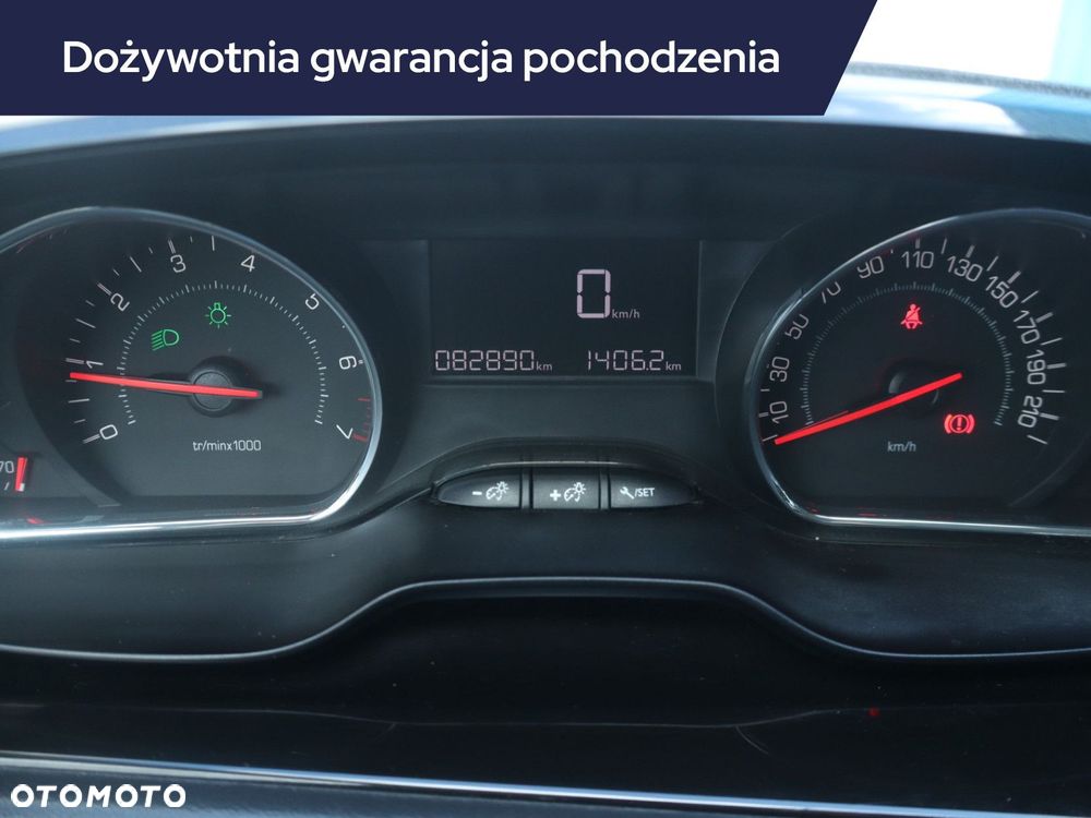 Peugeot 208 - 13