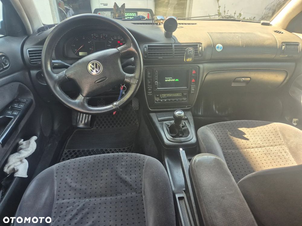 Volkswagen Passat 1.9 TDI - 10