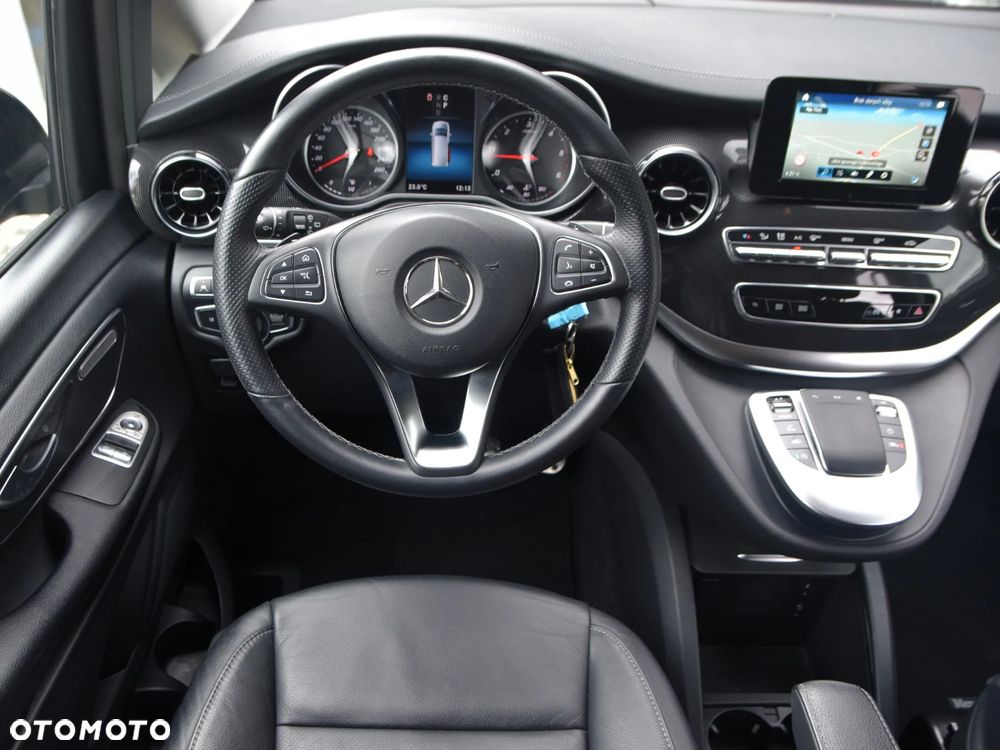Mercedes-Benz Klasa V 220 d lang 9G-TRONIC - 26