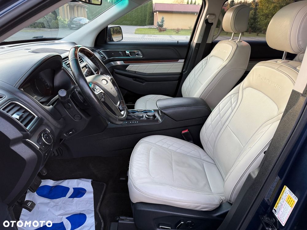 Ford Explorer - 20