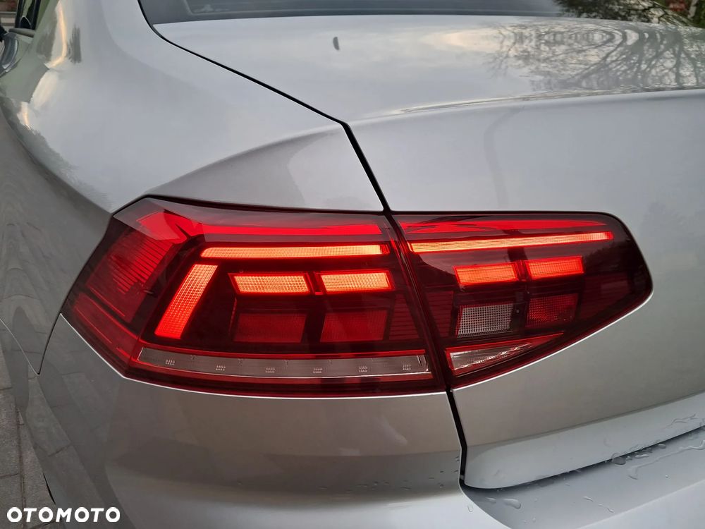 Volkswagen Passat 1.5 TSI EVO Essence DSG - 26