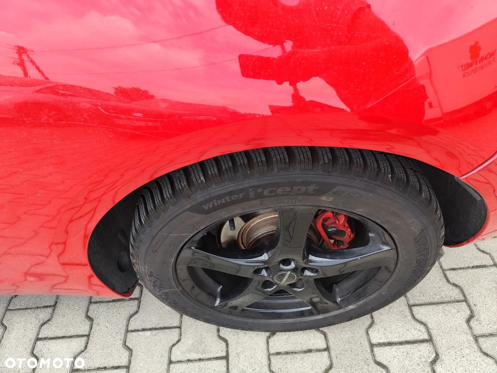 Opel Astra 1.6 Turbo Edition - 9