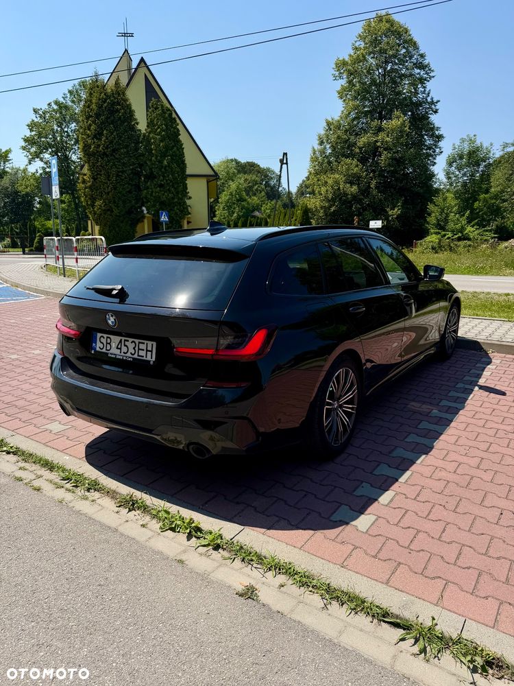 BMW Seria 3 330i M Sport sport - 10