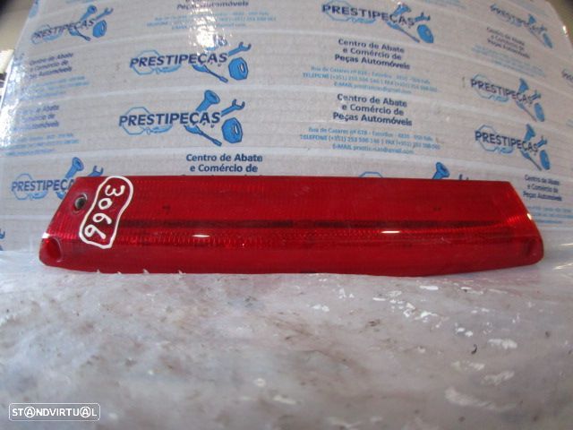 Farol Tras G1EY13A613AB 8A6113A613AK FORD FIESTA 6 2017 1.5TDCI 95CV 5P CINZA ESCURO 3ºSTOP FOMOCO - 1