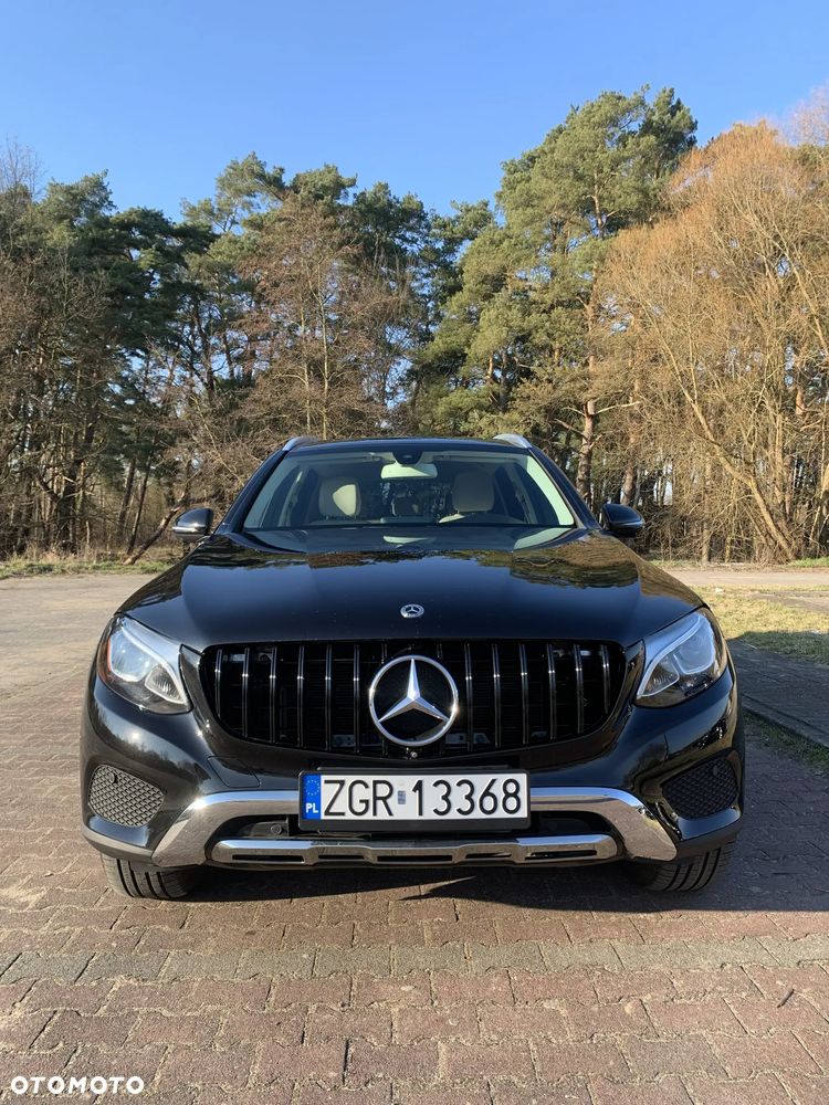 Mercedes-Benz GLC 300 4Matic 9G-TRONIC - 1