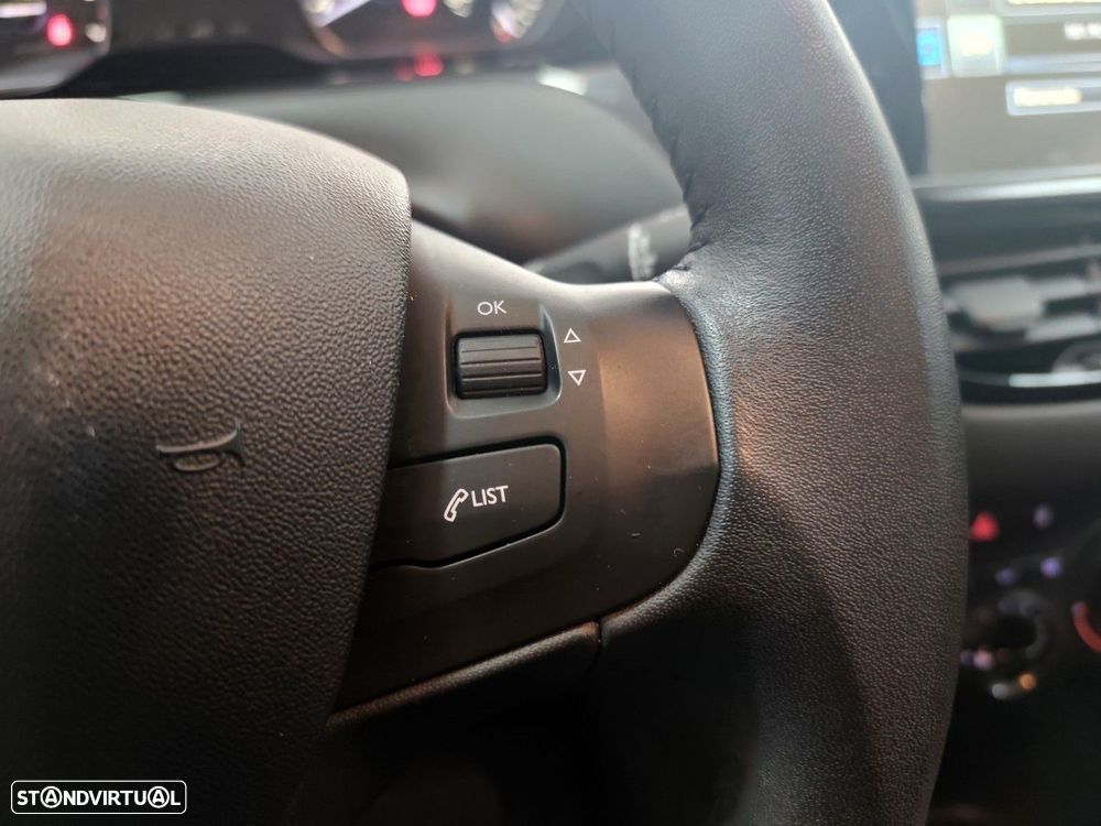 Peugeot 208 1.2 VTi Active - 20
