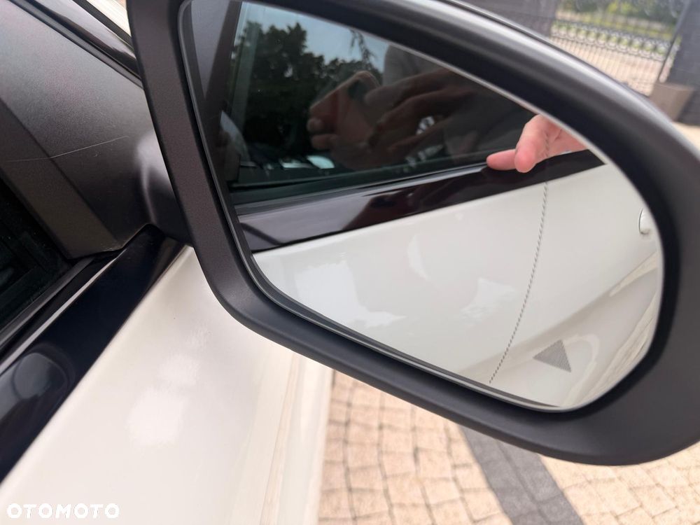 Mercedes-Benz Klasa C 200 9G-TRONIC Exclusive - 34