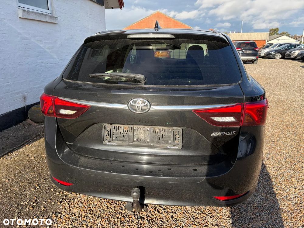 Toyota Avensis Combi 1.8 Multidrive Business Edition - 6