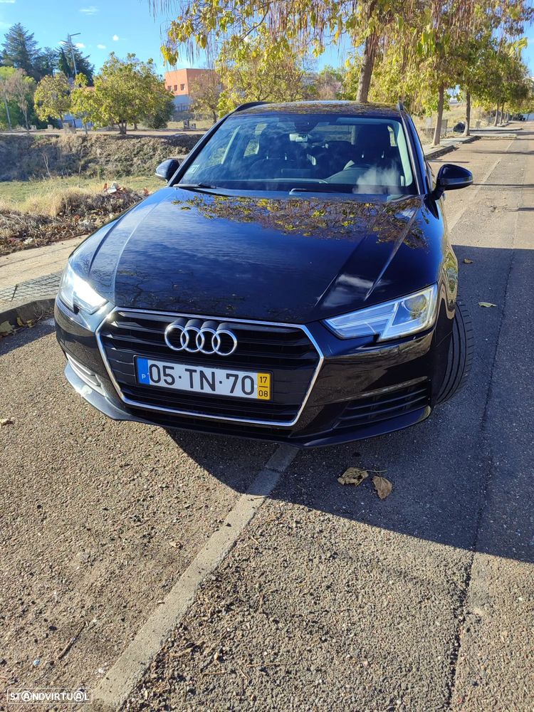 Audi A4 Avant 2.0 TDI Advance S tronic - 1