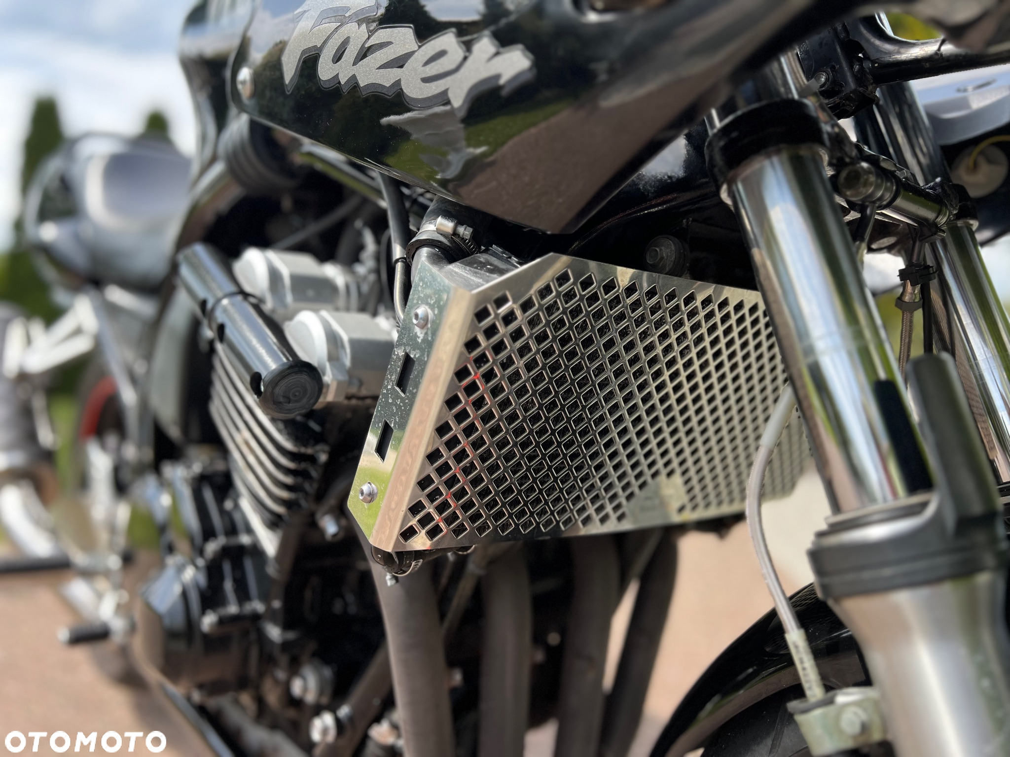 Yamaha FZS - 4