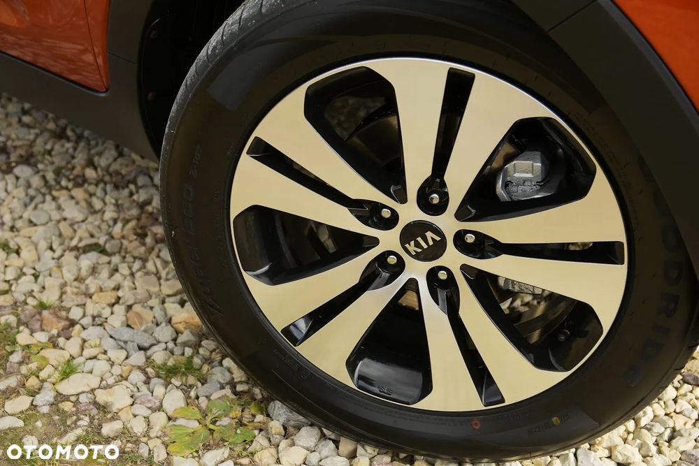Kia Sportage 2.0 CRDI 4WD Dream-Team Edition - 14