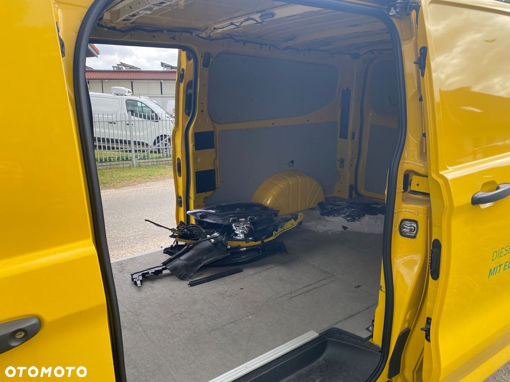 Ford Transit Custom - 14