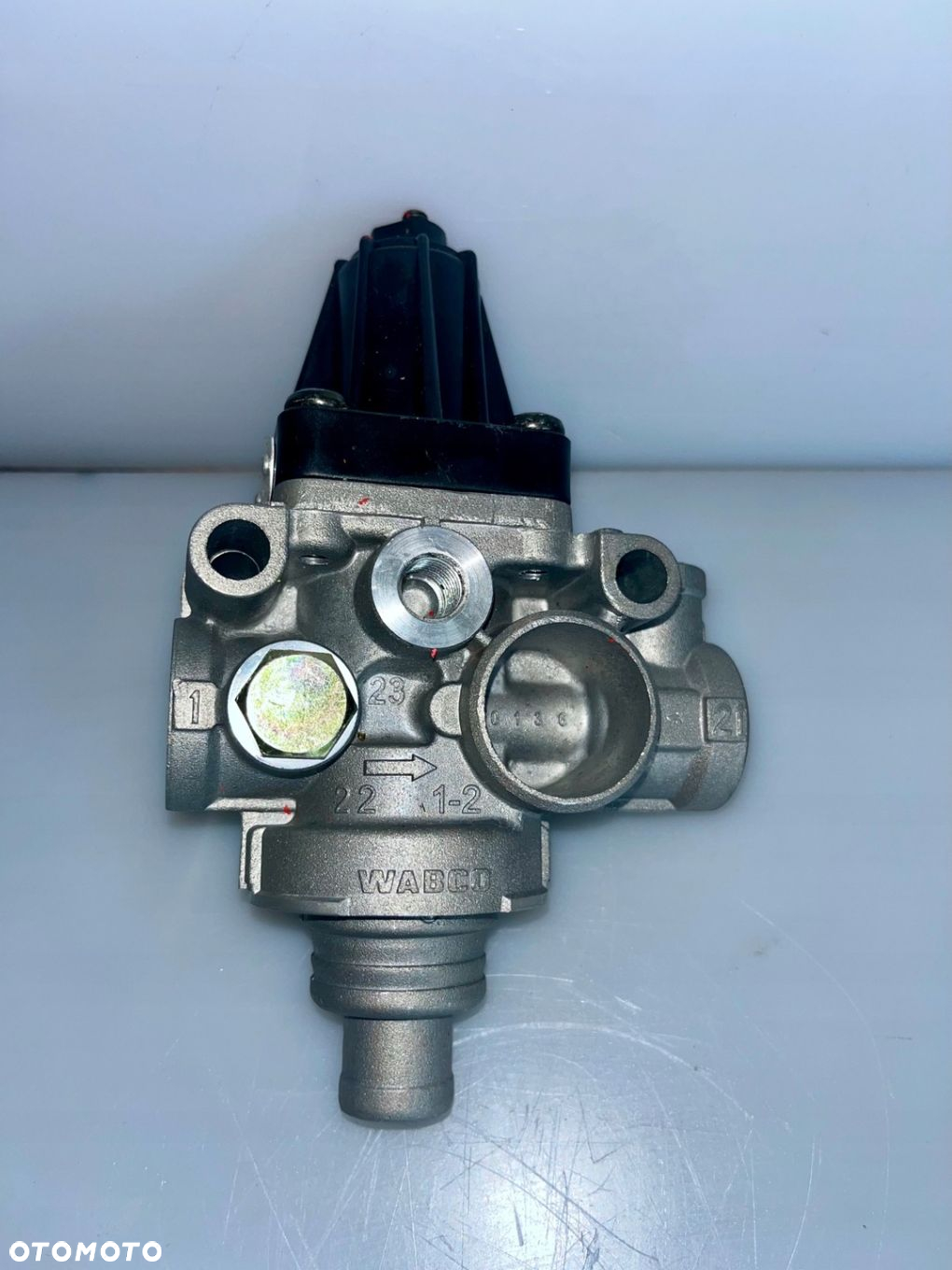Nowy regulator ciśnienia, instalacja pneumatyczna 9753030720 WABCO - 3