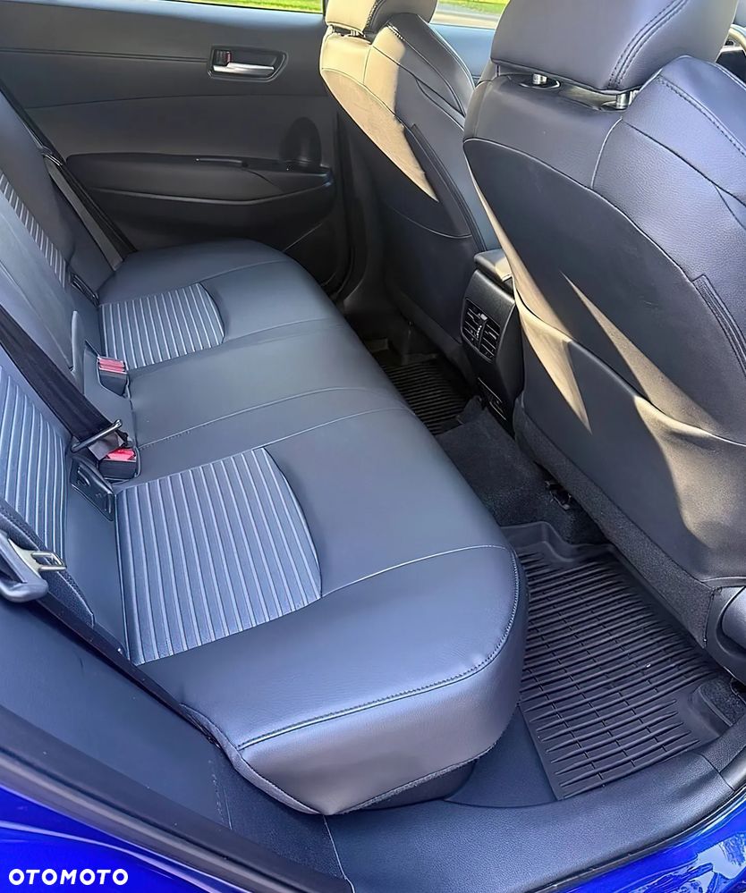 Toyota Corolla Cross - 13