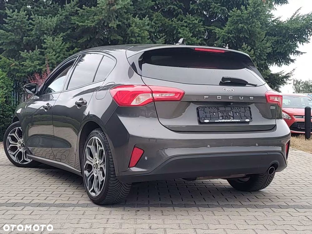 Ford Focus - 6