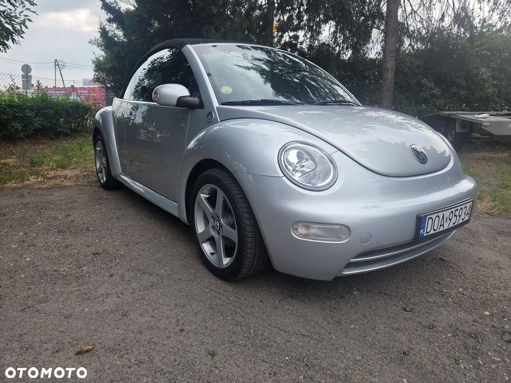 Volkswagen New Beetle 2.0 - 19