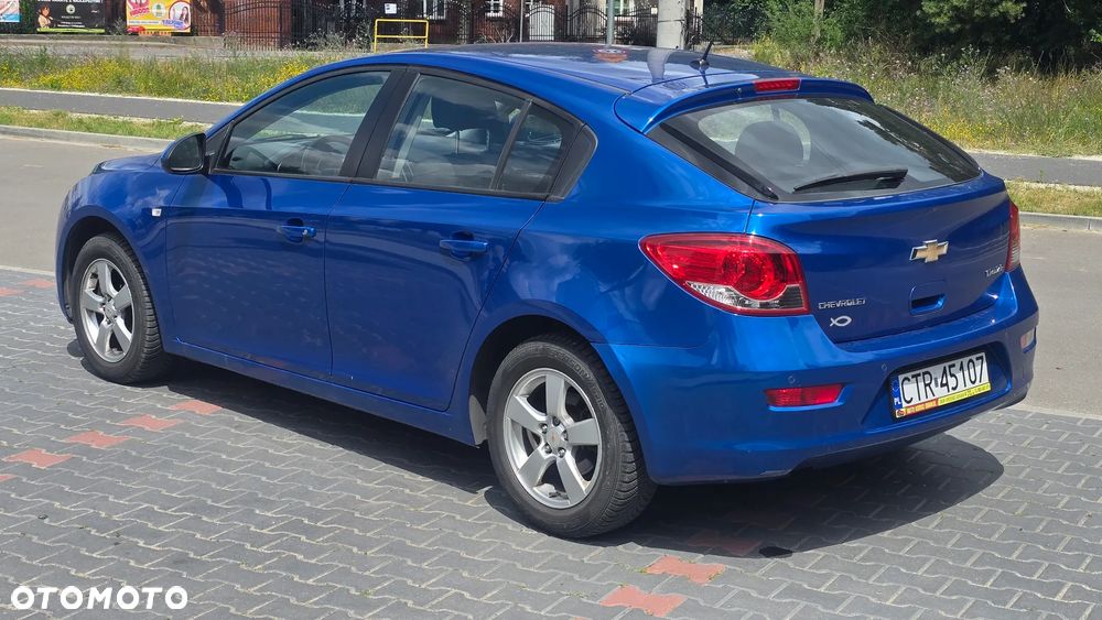 Chevrolet Cruze 1.6 LT+ - 3