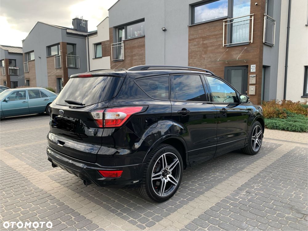 Ford Kuga - 4