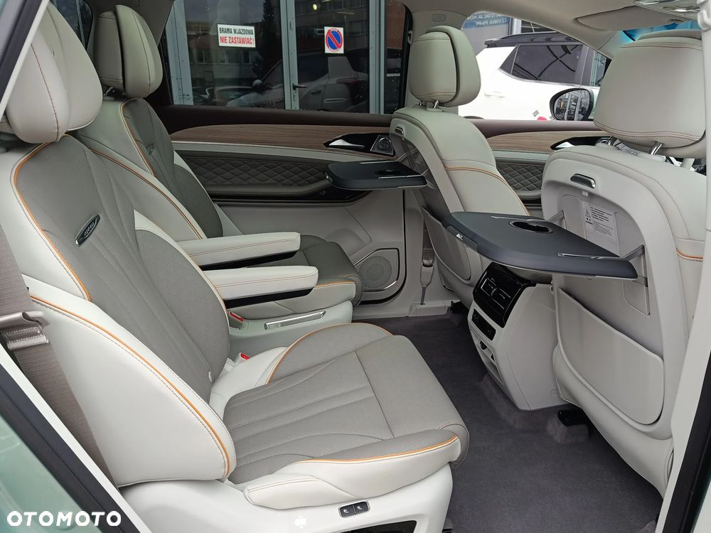 Forthing U Tour 1.5 DVVT GDI DCT - 23