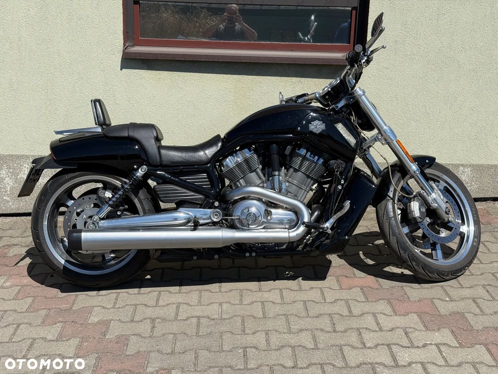 Harley-Davidson V-Rod Muscle - 2