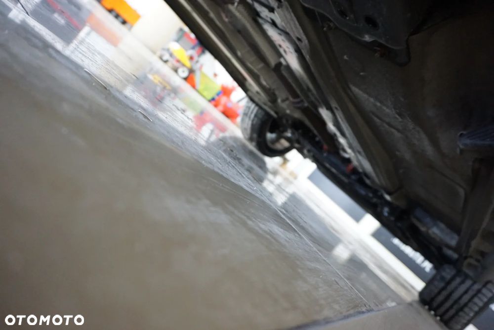 Volvo XC 70 D4 Geartronic Kinetic - 17