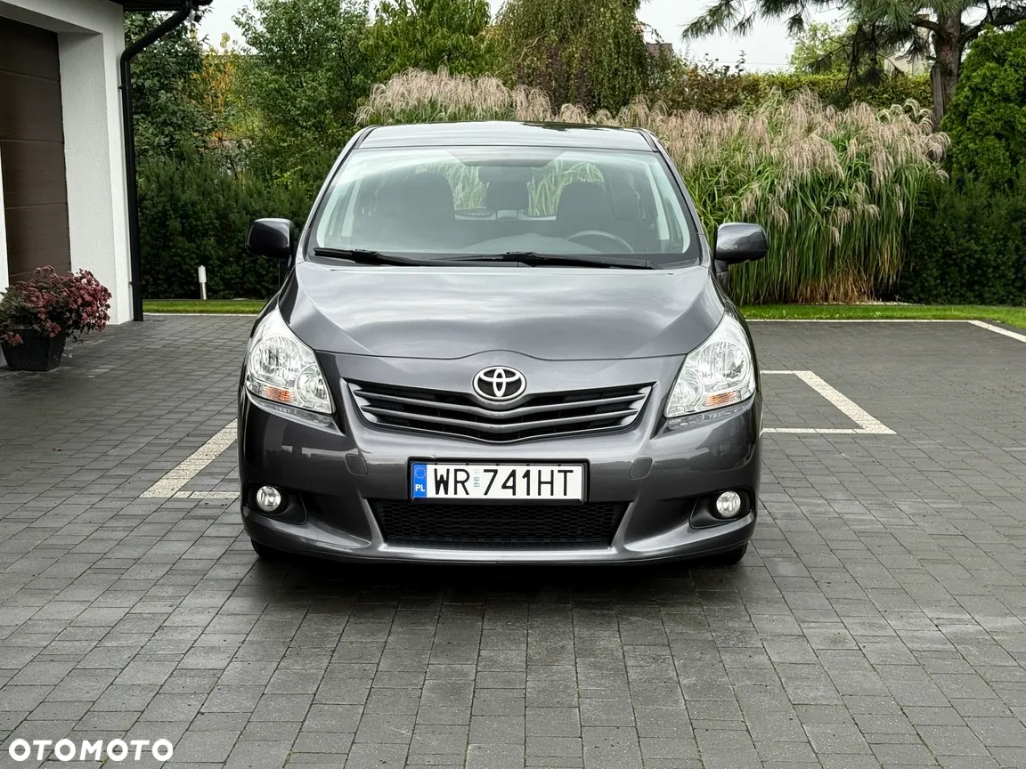 Toyota Verso 1.8 Edition - 12