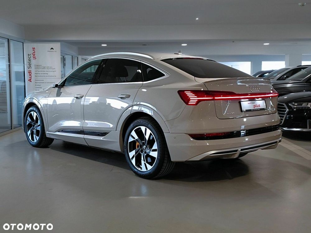 Audi e-tron 55 Quattro S Line - 9