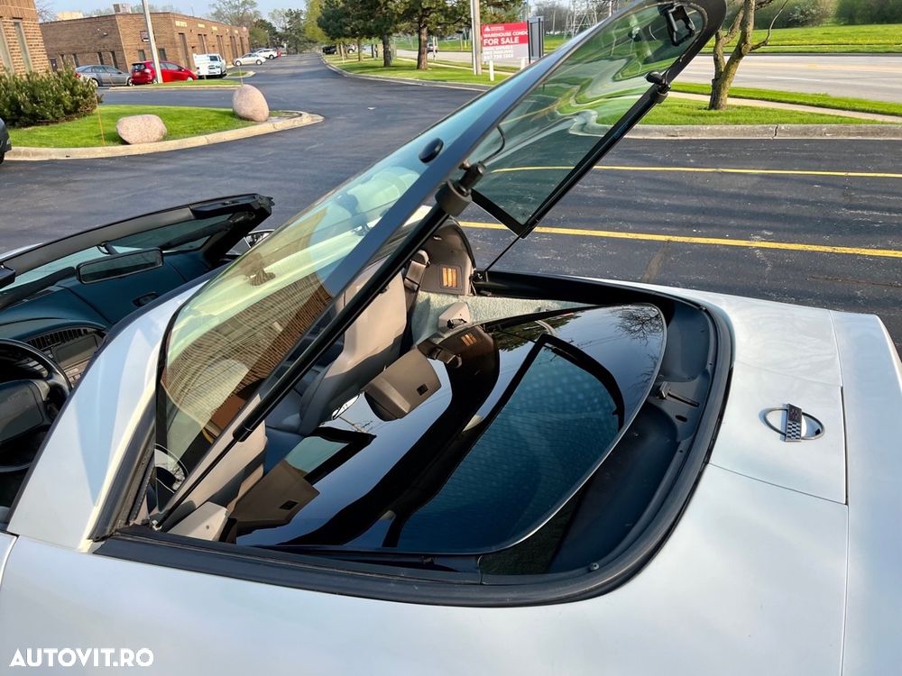 Chevrolet Corvette - 27