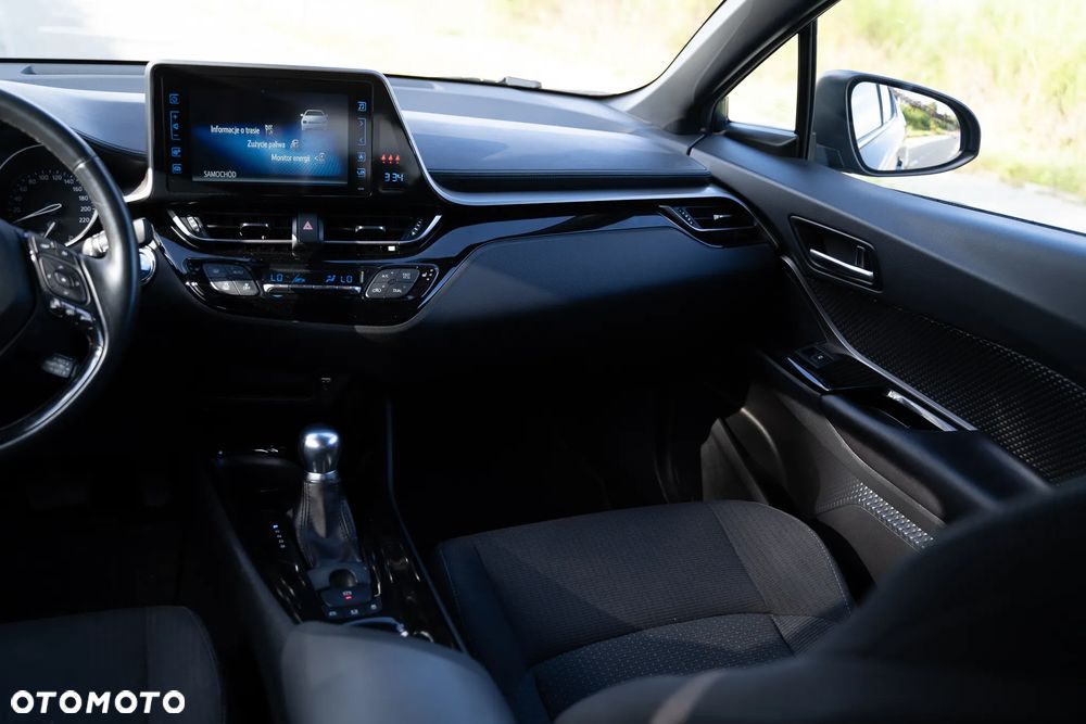 Toyota C-HR - 23