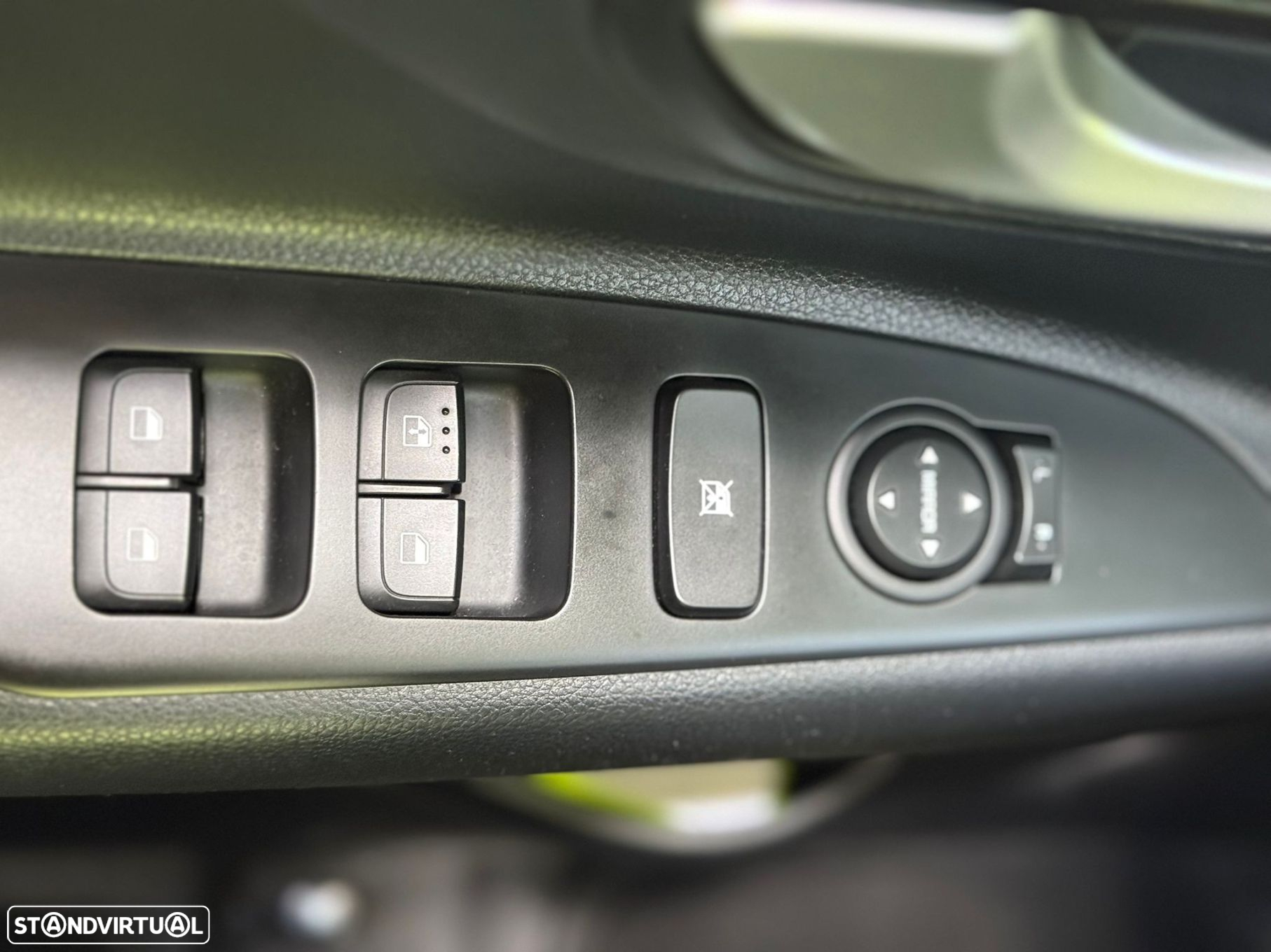 Kia Stonic 1.2 Dynamic - 18